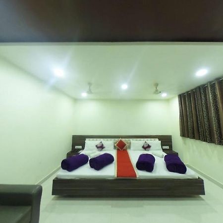 Kingsway Hotel And Restaurant Ajmer Dargah 350 Meter Екстериор снимка