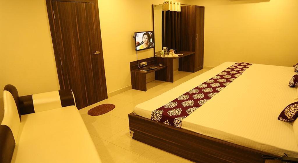 Kingsway Hotel And Restaurant Ajmer Dargah 350 Meter Екстериор снимка